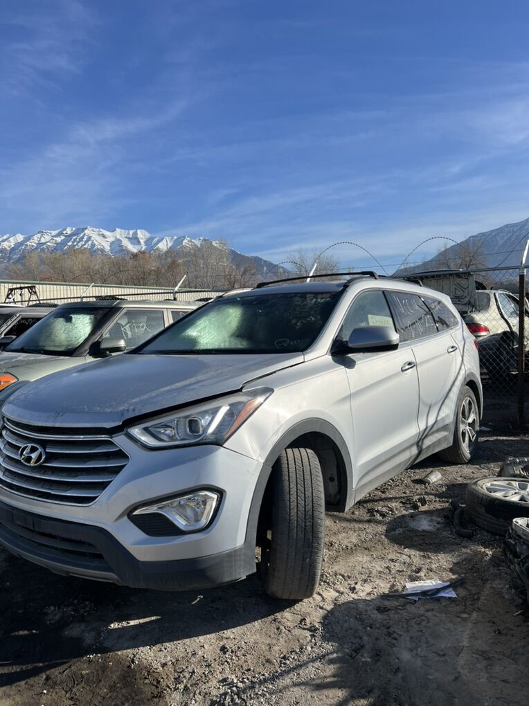 2013 Hundai Santa Fe XL
