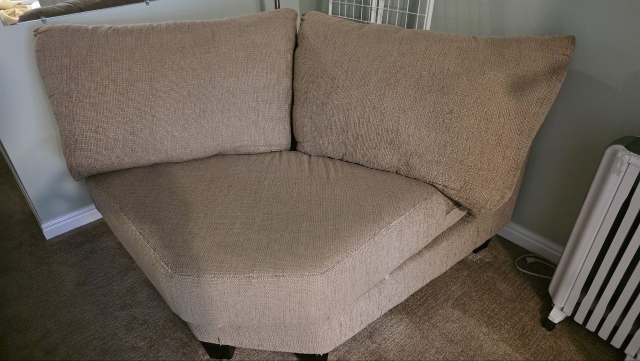 Main image 5