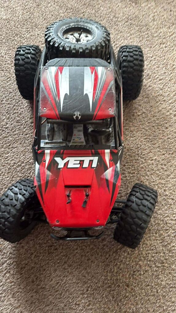 Axial Yeti
