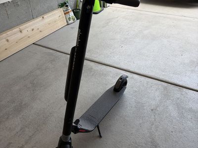 Segway Ninebot Kickscooter Electric Scooter Black with long range battery