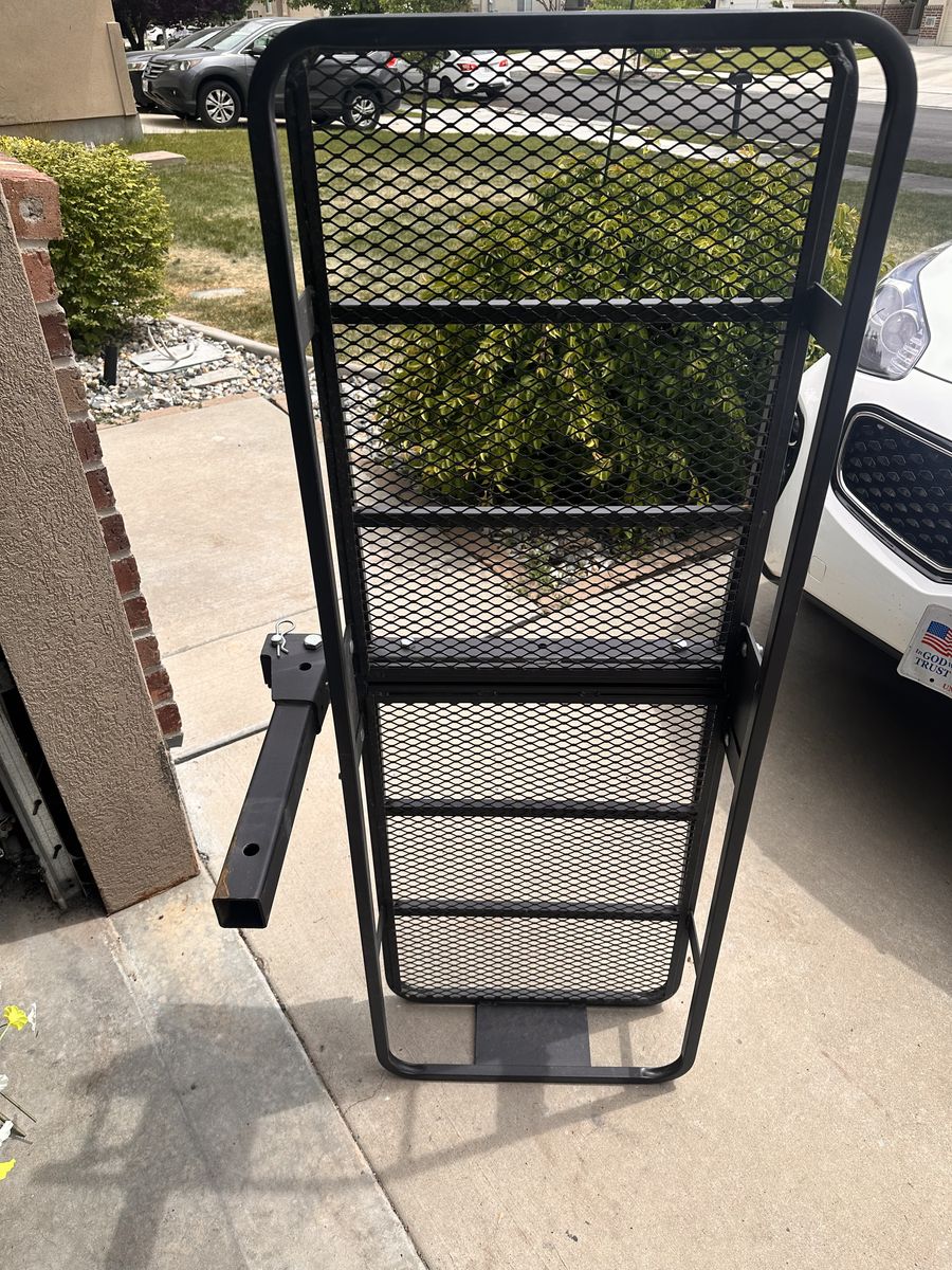 Husky Heavy Duty Cargo Carrier