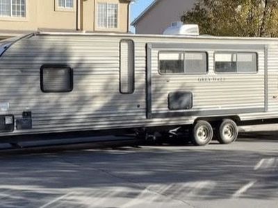 2018 Forest River Cherokee Grey Wolf 29TE – Sleeps 10 | Bunkhouse | Outdoor Kitchen