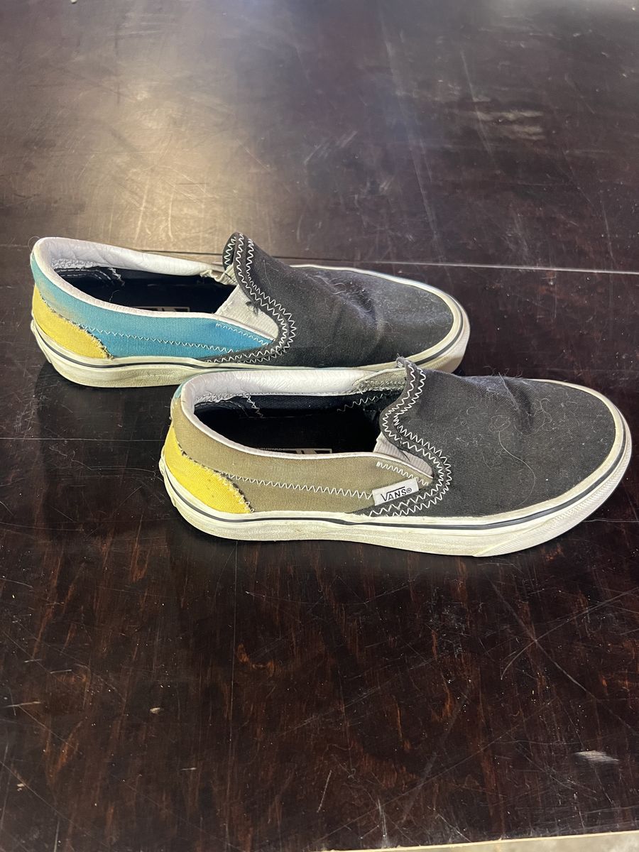 Zig Zag Multi/ True White Slip On Vans