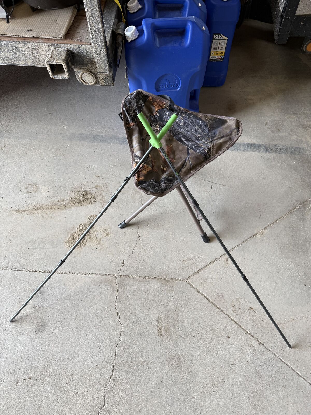 Coyote Setup Chair/Sticks/Decoy