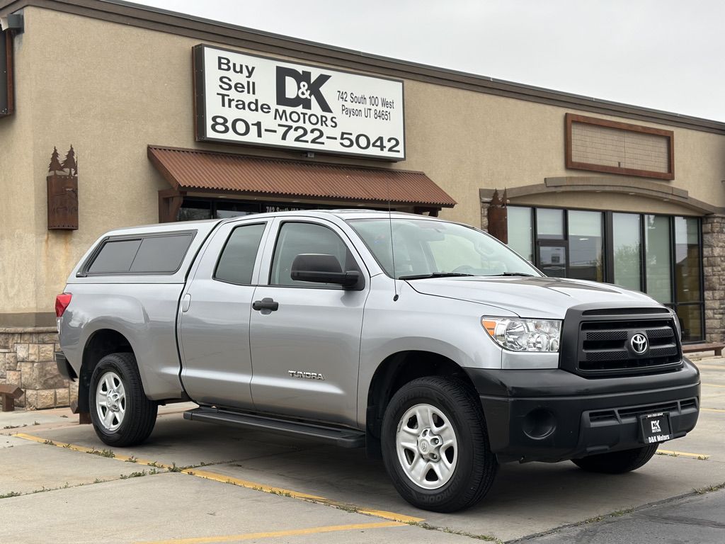 2011 TOYOTA TUNDRA Grade