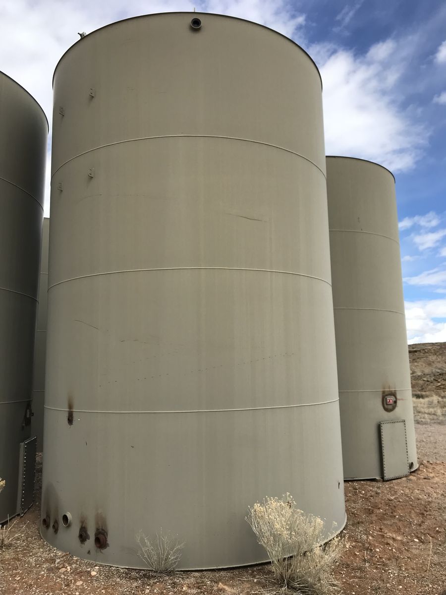 Fuel water tank