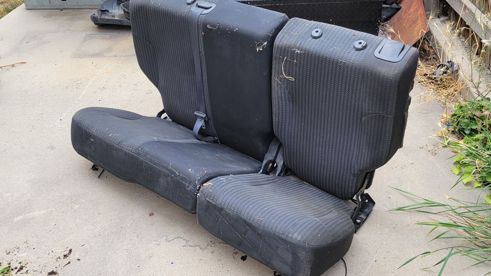 2003 Jeep Liberty Back Seat
