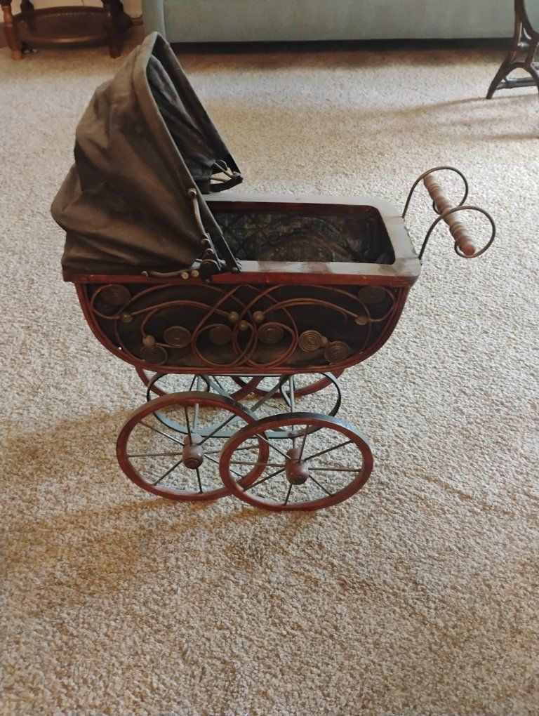 Baby doll Carriage Pram Stroller Victorian Style