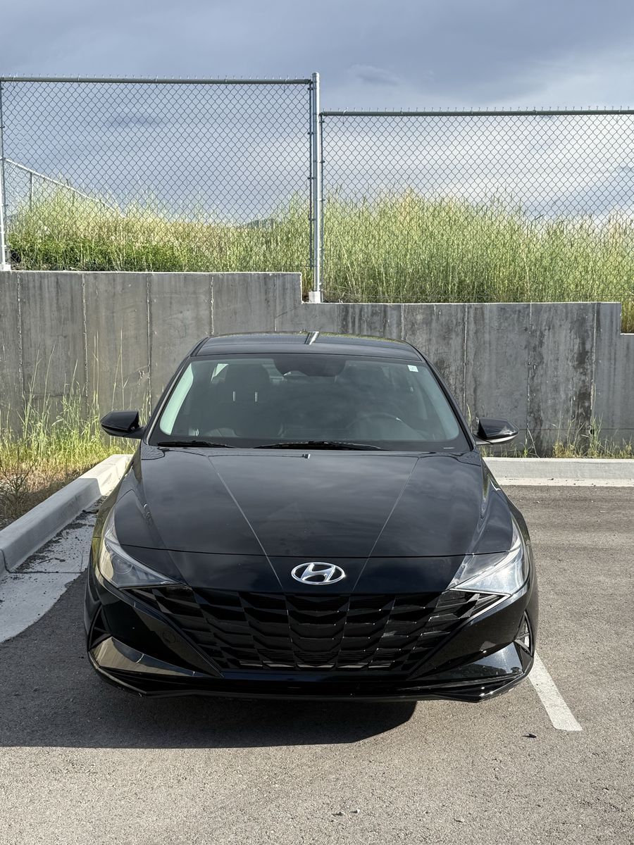 2021 Hyundai Elantra SE