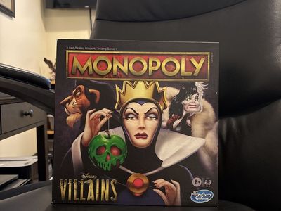 Monopoly Disney Villains Edition Board Game Hasbro Gaming Fast-Dealing Property Game