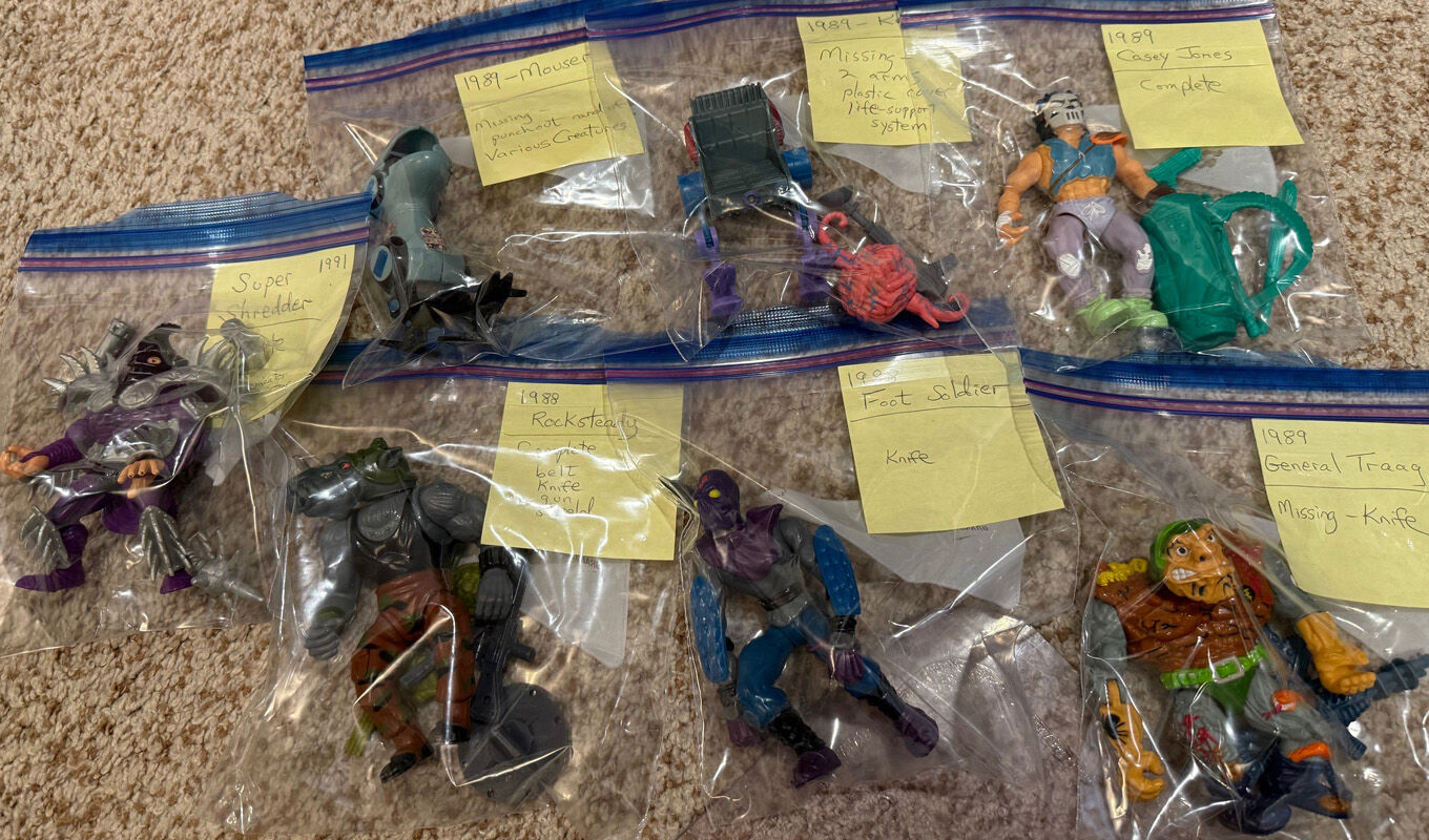 18 Vintage TMNT Teenage Mutant Ninja Turtles Action Figures