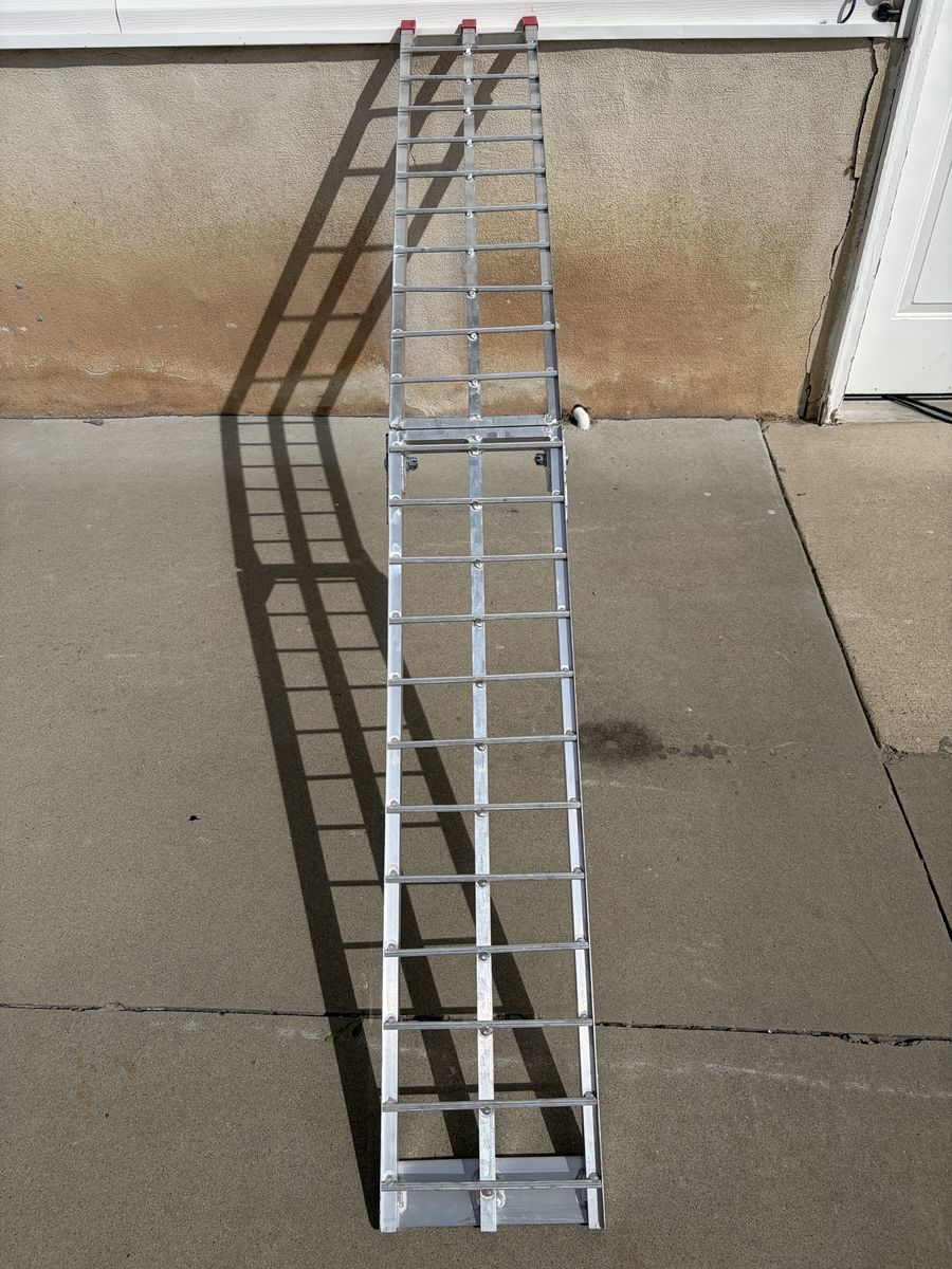 Motorcycle / Dirt Bike Ramp