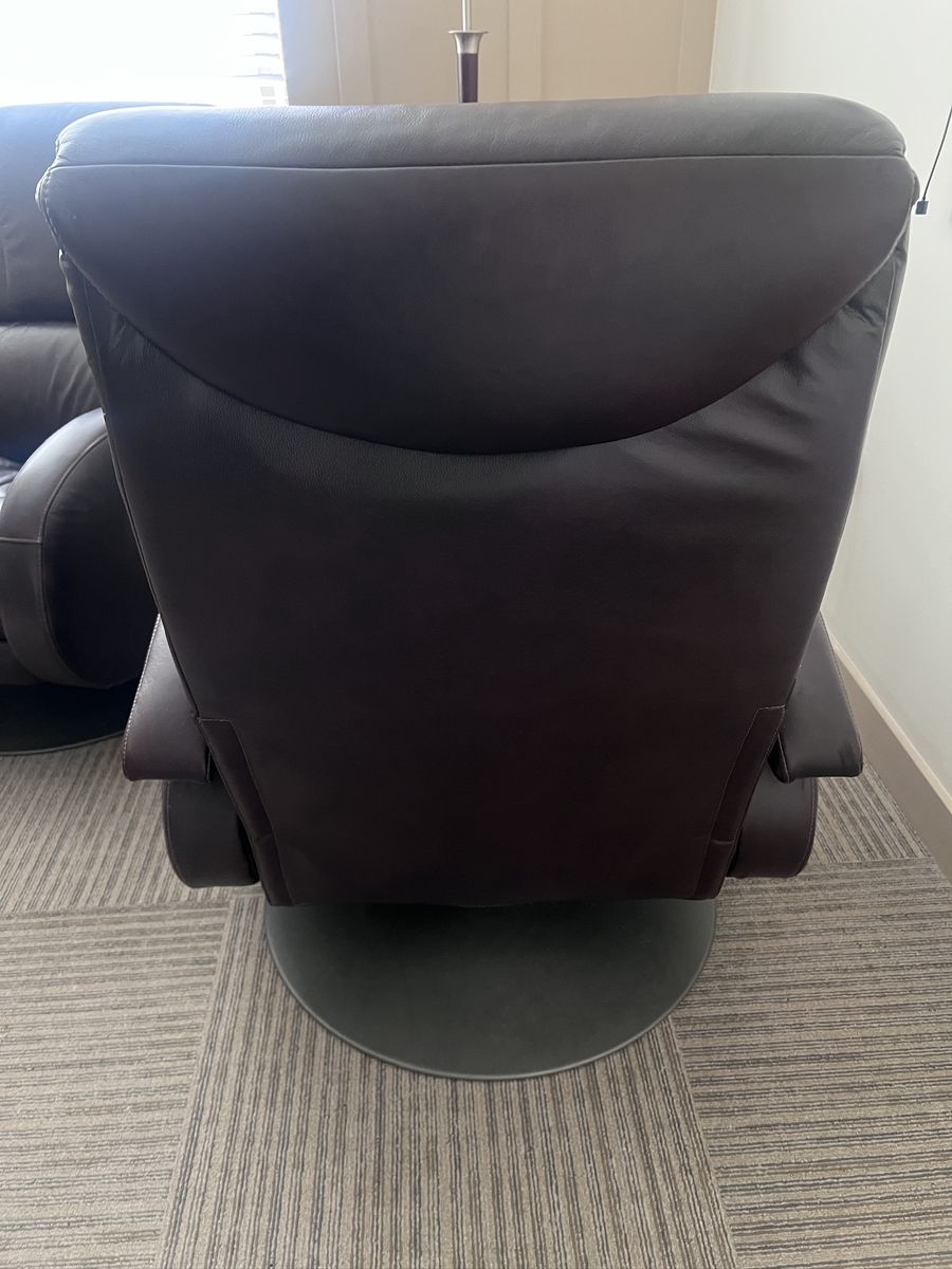 Main image 4