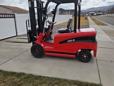 Starvox Electric Forklift