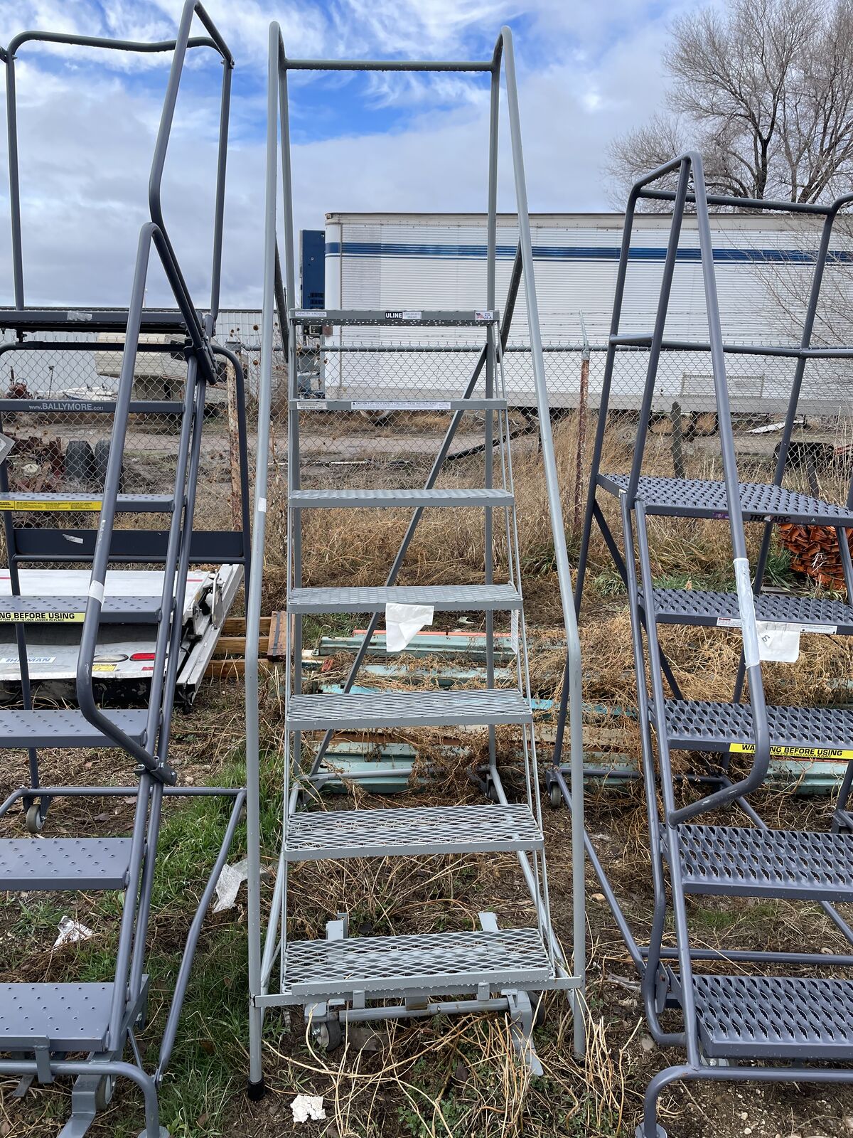 7 Step Rolling Warehouse ladder