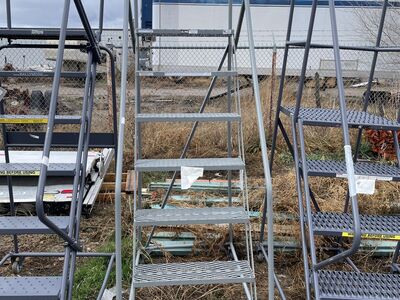 7 Step Rolling Warehouse ladder