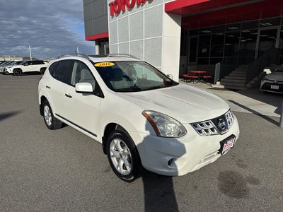 2011 NISSAN ROGUE SV