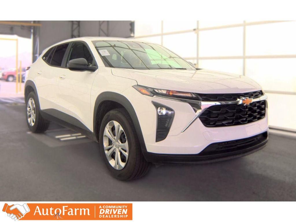 2026 Chevrolet Trax LS
