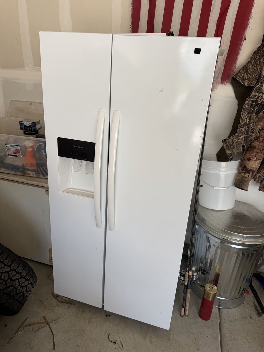Frigidaire Frifge/freezer