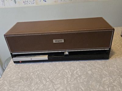 Selectech 120HD DiskGear 120 CD/DVD Storage Case Brown Faux Leather Organizer