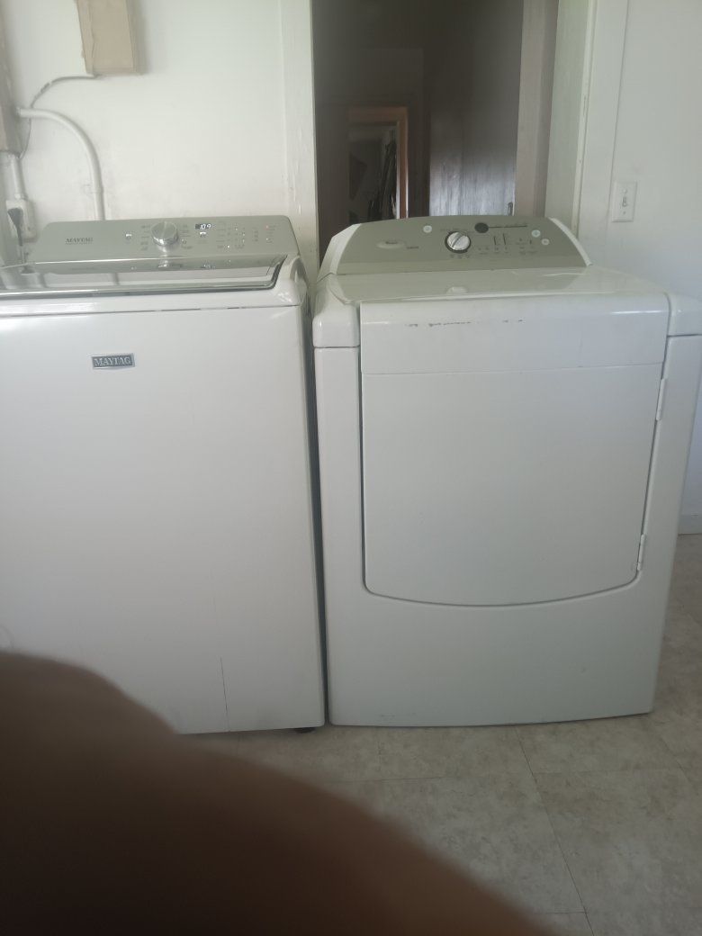 Maytag washer Whirlpool electric dryer