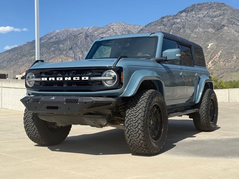 2022 Ford Bronco Outer Banks