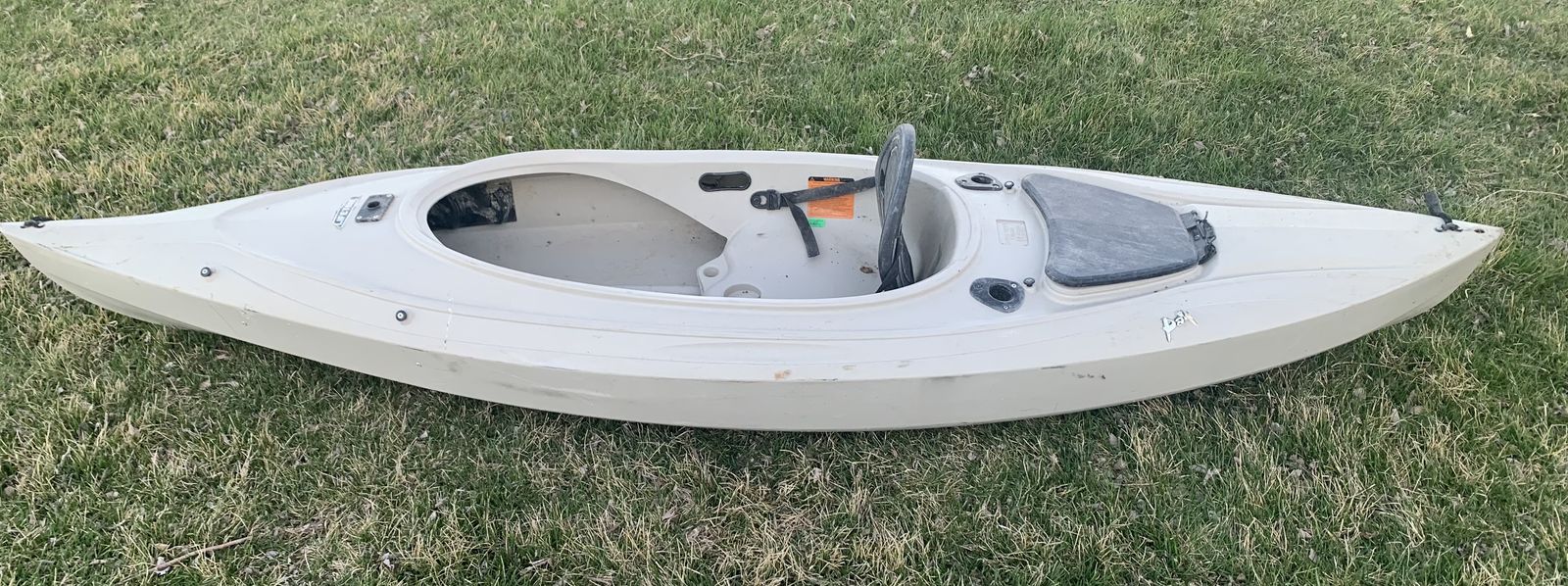 9 foot 7 inch Lifetime Payette angler kayak.