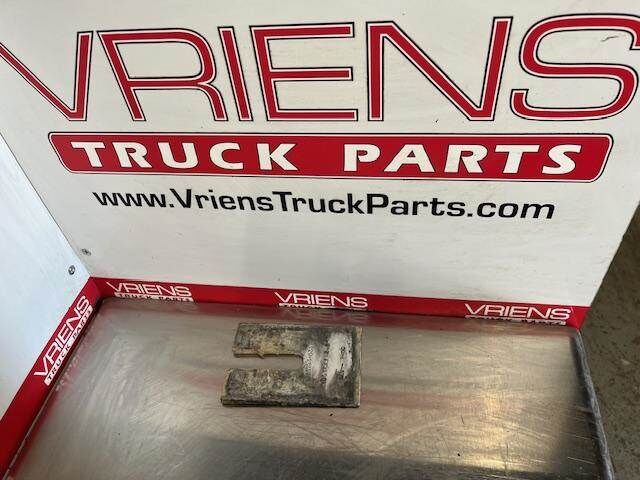 PETERBILT SHIM-CASTER 2.5 DEGREE P25783-038