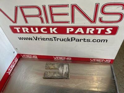 PETERBILT SHIM-CASTER 2.5 DEGREE P25783-038