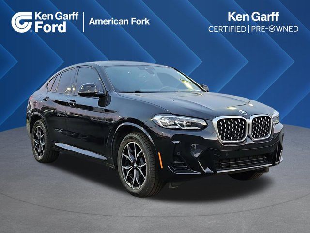 2023 BMW X4 xDrive30i