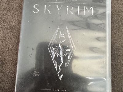 Nintendo Switch Games Bundle - Skyrim, DOOM, Red Dead Redemption, Outer Worlds, Rico, Captain Toad, Surviving the Aftermath