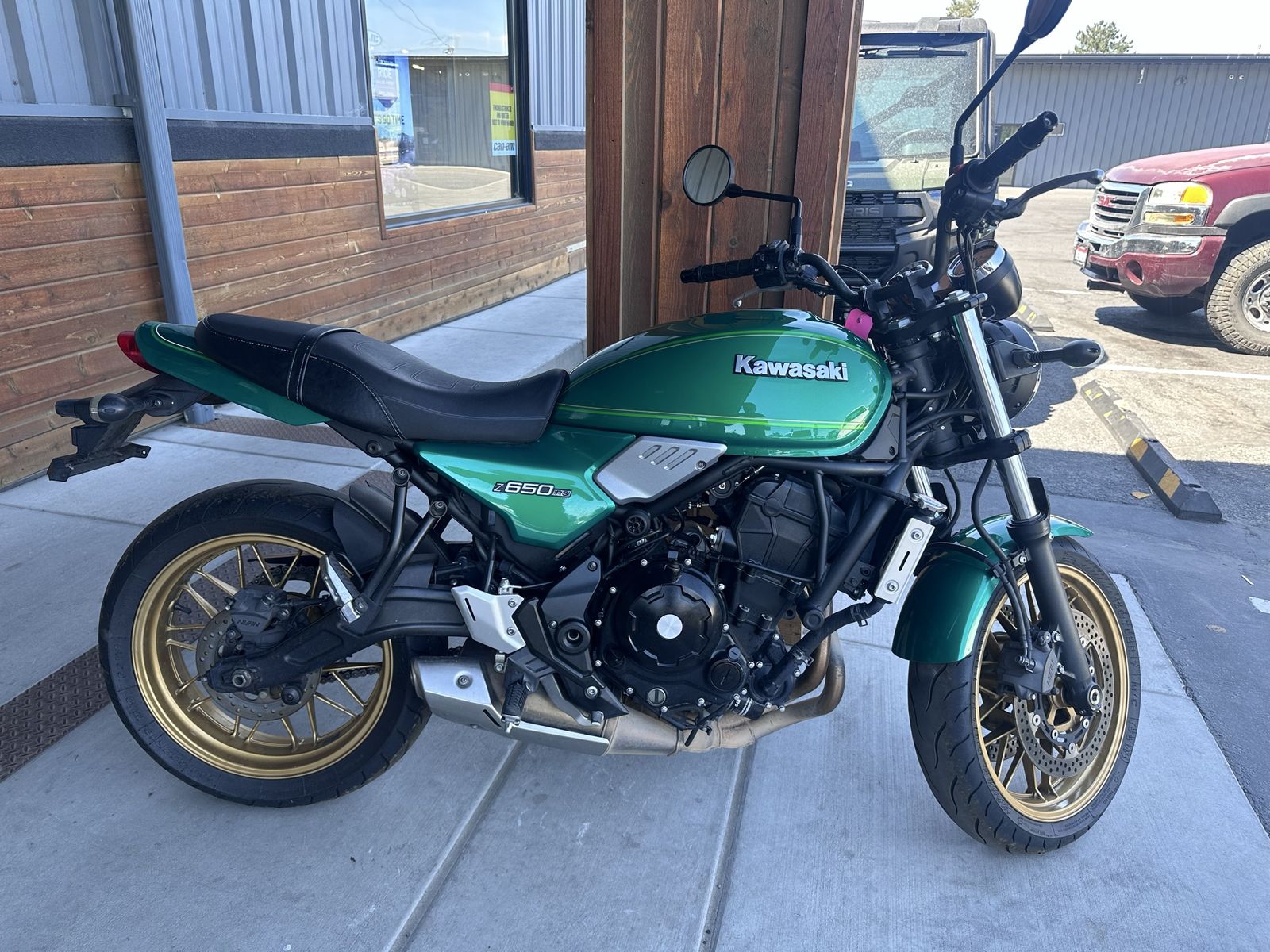 2022 Kawasaki Z650RS