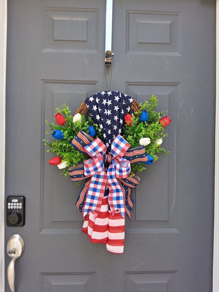 **NEW HANDMADE MEMORIAL DAY/ PATRIOTIC/ 250 ANNIVERSARY WREATH $60 DESIGN, DECOR, FLORALS