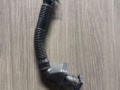 Engine Crankcase Breather Hose