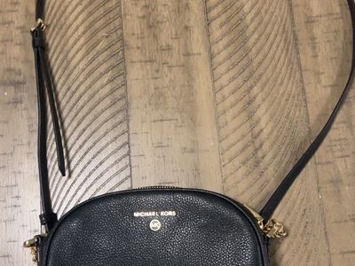 Michael Kors Black Pebbled Leather Crossbody Bag Gold Hardware