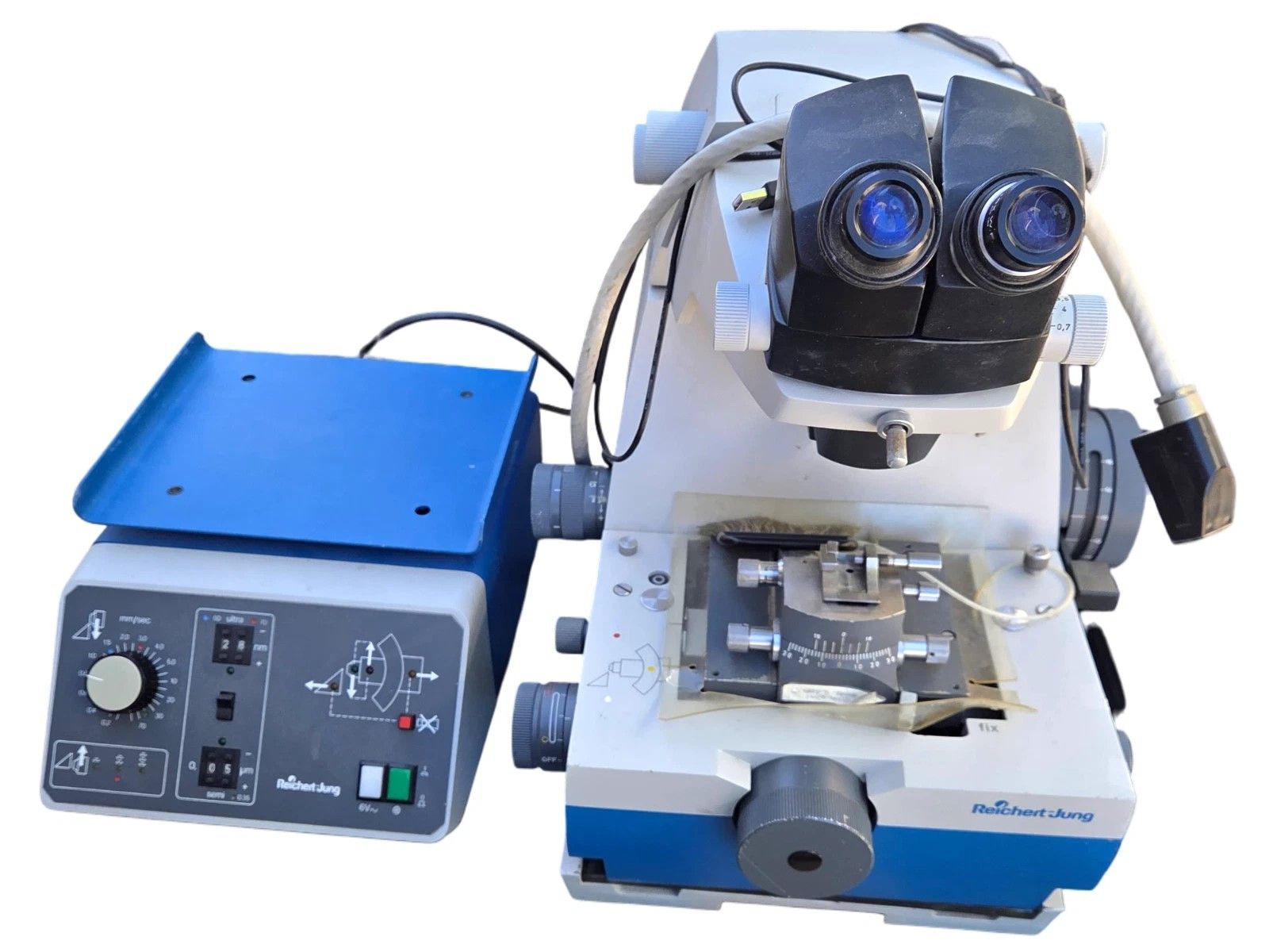 Reichert-Jung Ultracut E Ultramicrotome 70 17 04 w/ Stereo Star Zoom Microscope