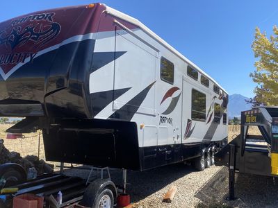 2010 Raptor 3812TS 12' Garage 3 Slide Outs