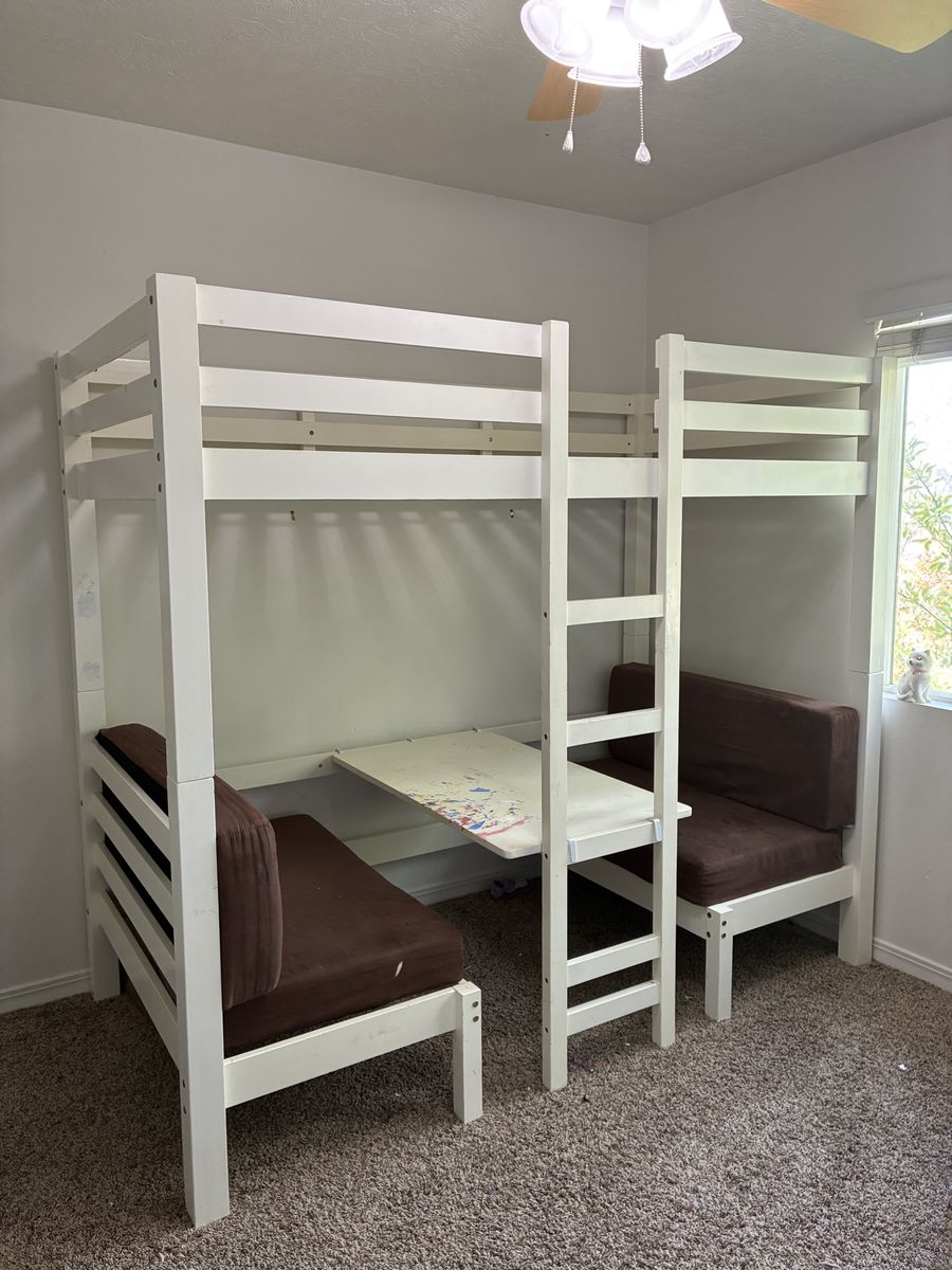 Bunk bed/ desk ***MATTRESS NOT INCLUDED***