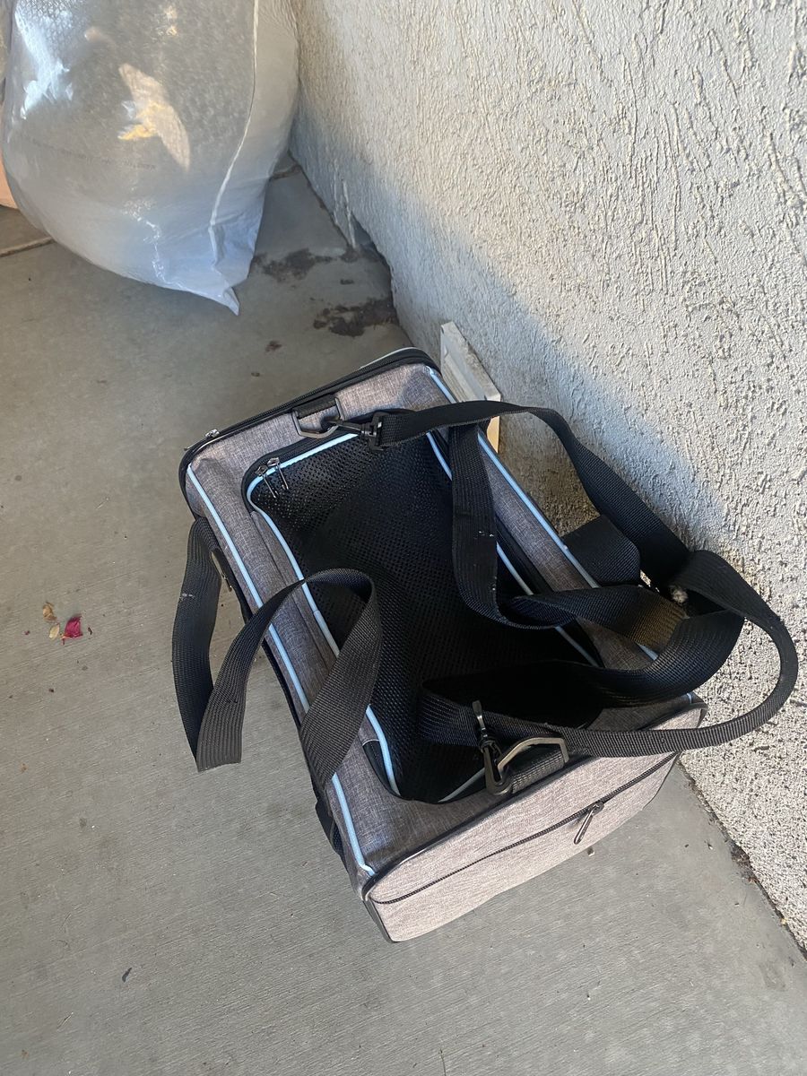 Dog/Cat Carrier