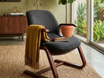 Stunning MCM Style Vintage Arm Chair