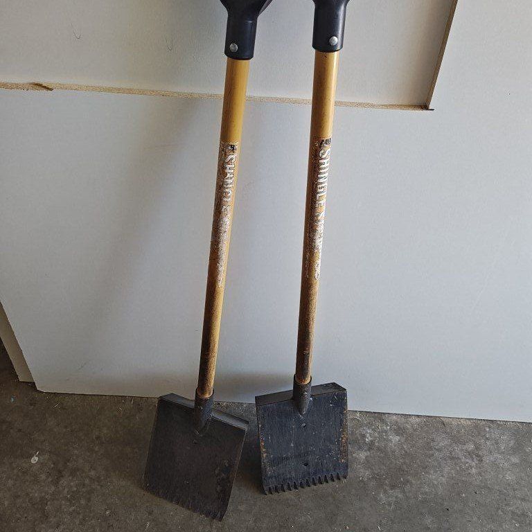 Shingle stripping shovel or removal