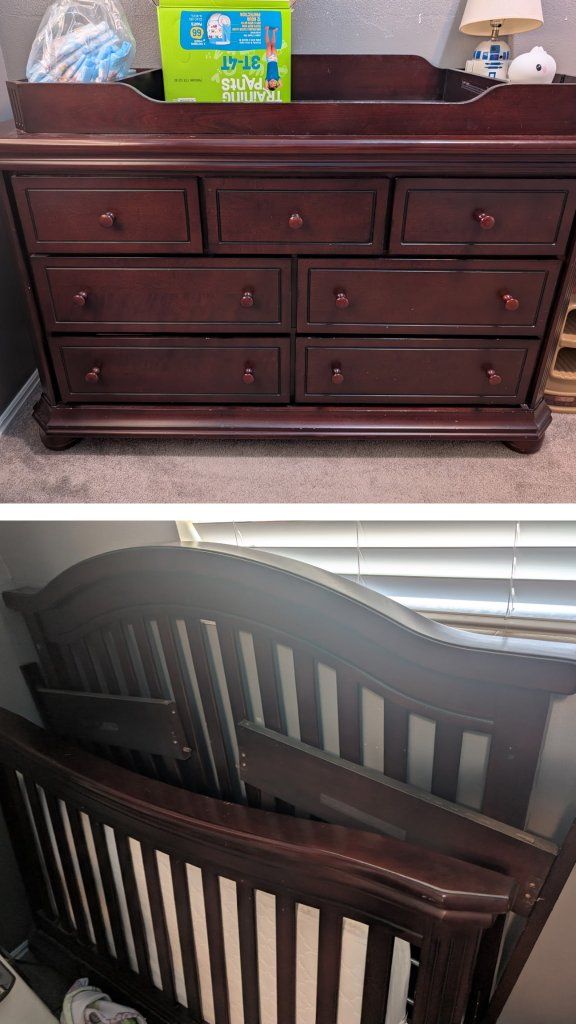 Crib/toddler bed and dresser set