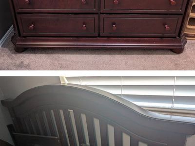 Crib/toddler bed and dresser set