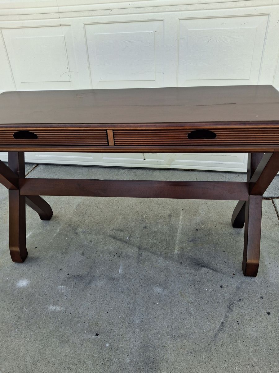 modern entry way/table/desk