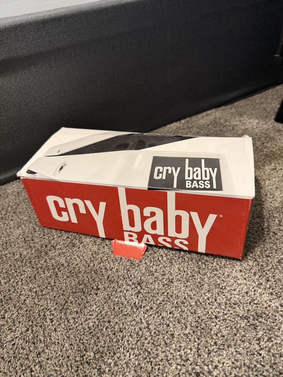 Dunlop Cry Baby Bass Wah Pedal with Original Box