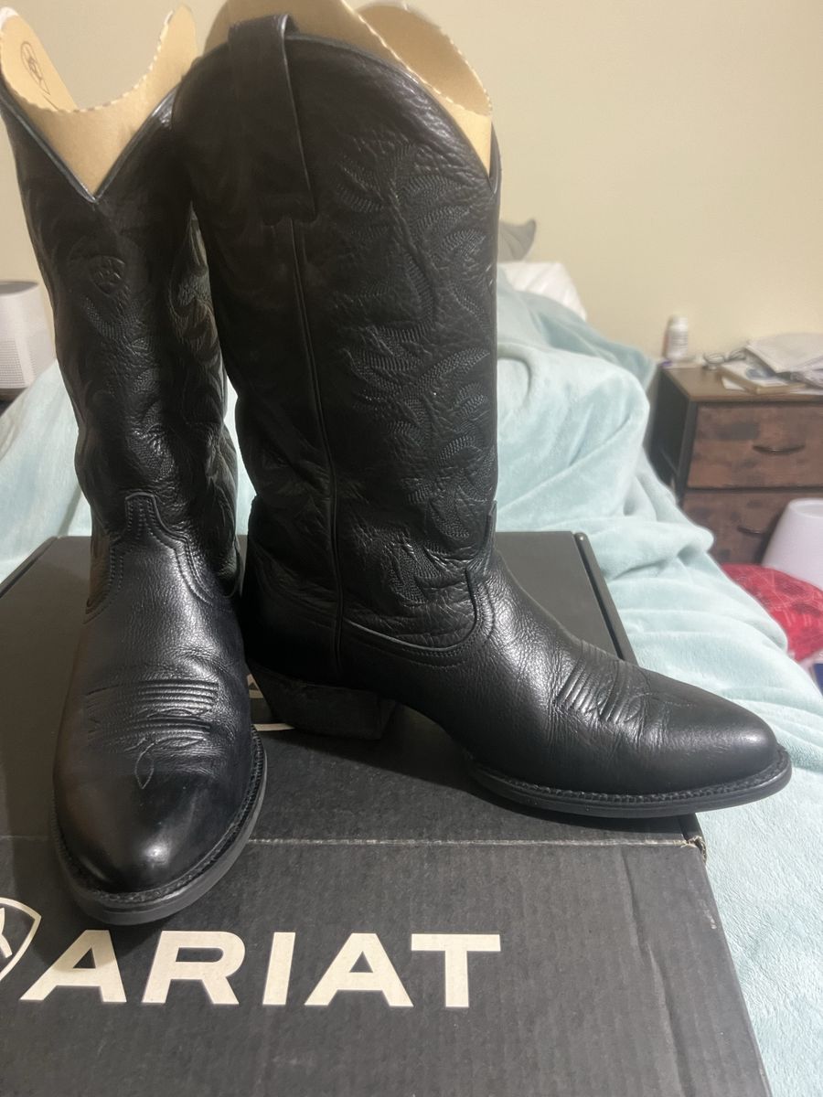 Black mens western boots