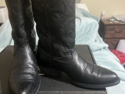 Black mens western boots