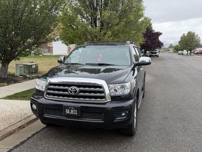 2010 TOYOTA SEQUOIA Platinum