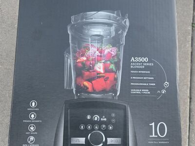 NEW Vitamix Ascent Series A3500 Red