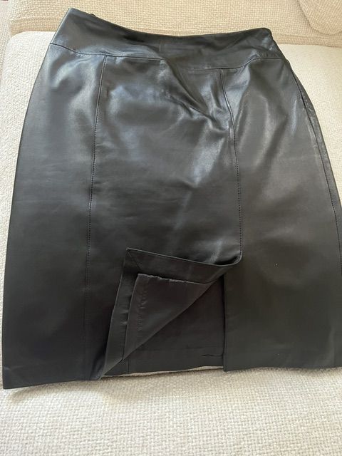 Jaclyn Smith Black 100% Leather Midi Skirt Size 10